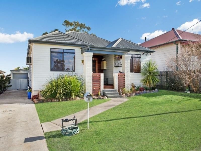 17 Farnsworth Street, Thornton NSW 2322
