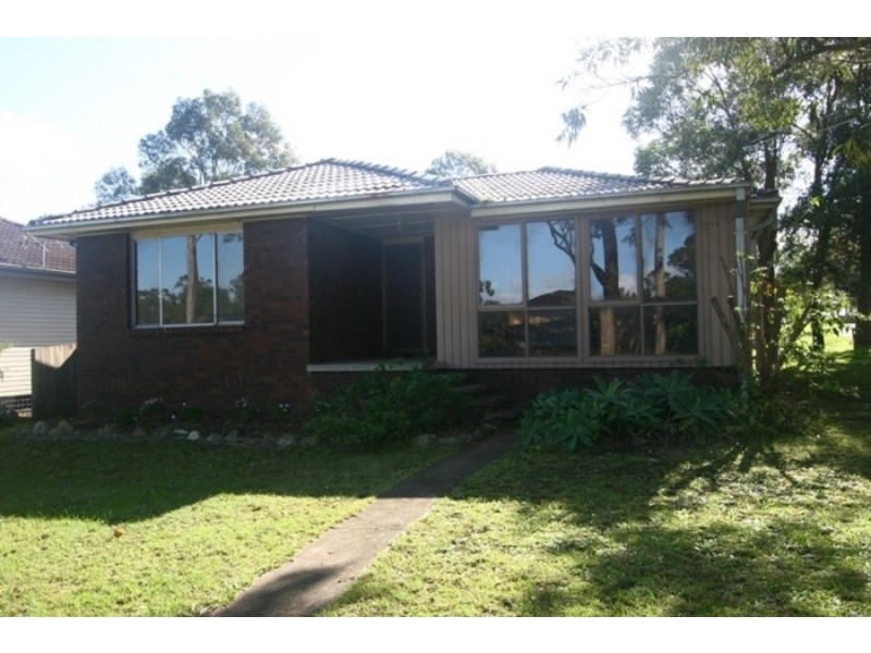 2 Purdom Close, Thornton NSW 2322