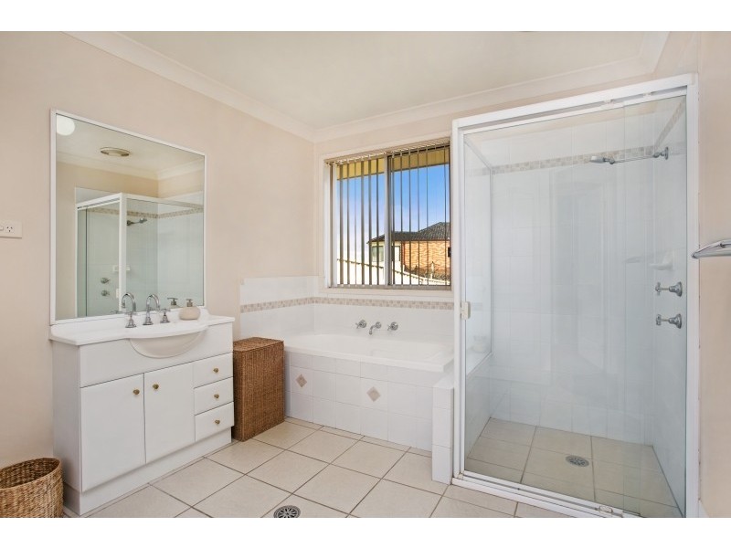 16 Goldenwattle Crescent, Thornton NSW 2322