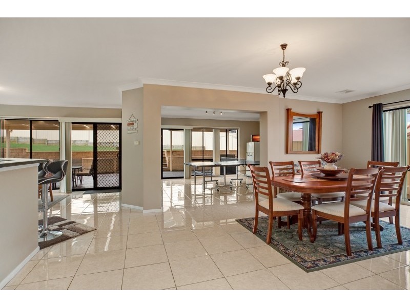 3 Cambewarra Avenue, Thornton NSW 2322