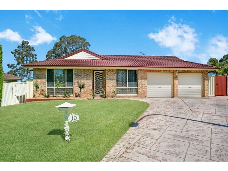10 Kirkman Close, Thornton NSW 2322
