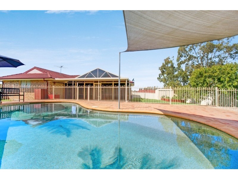 10 Kirkman Close, Thornton NSW 2322