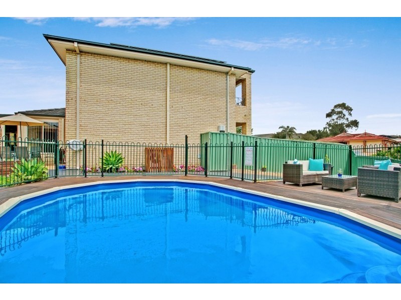 6 Featherwood Place, Thornton NSW 2322