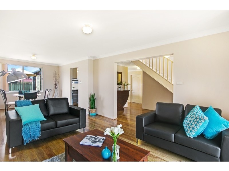 6 Featherwood Place, Thornton NSW 2322