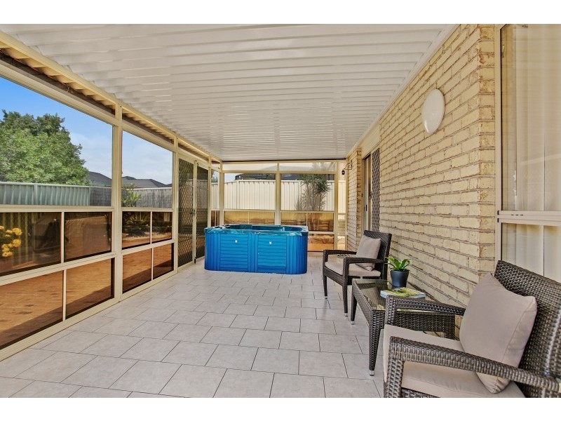 6 Featherwood Place, Thornton NSW 2322