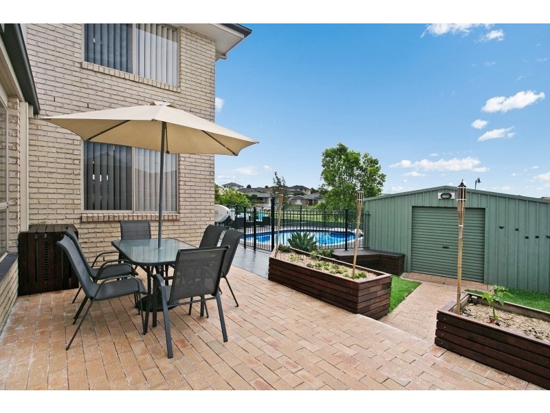 6 Featherwood Place, Thornton NSW 2322