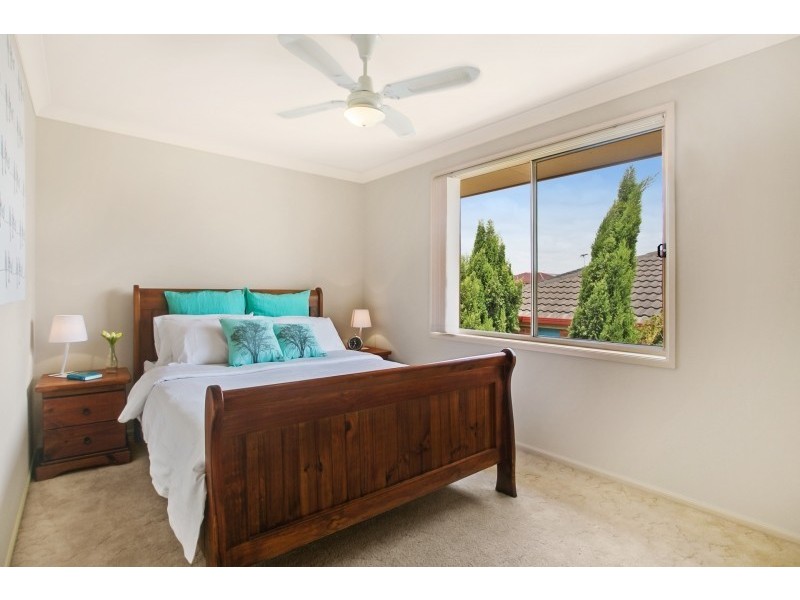 6 Featherwood Place, Thornton NSW 2322