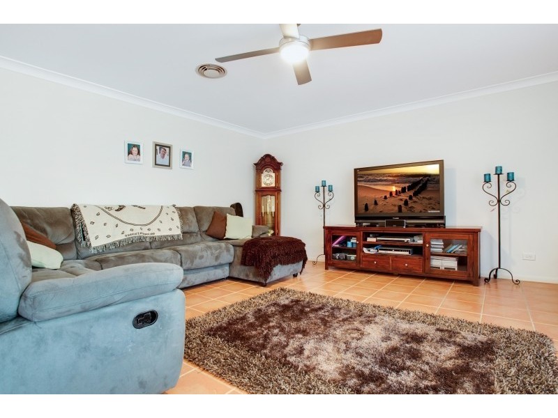 2 Willow Close, Thornton NSW 2322