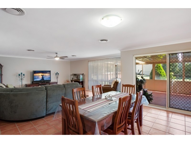 2 Willow Close, Thornton NSW 2322