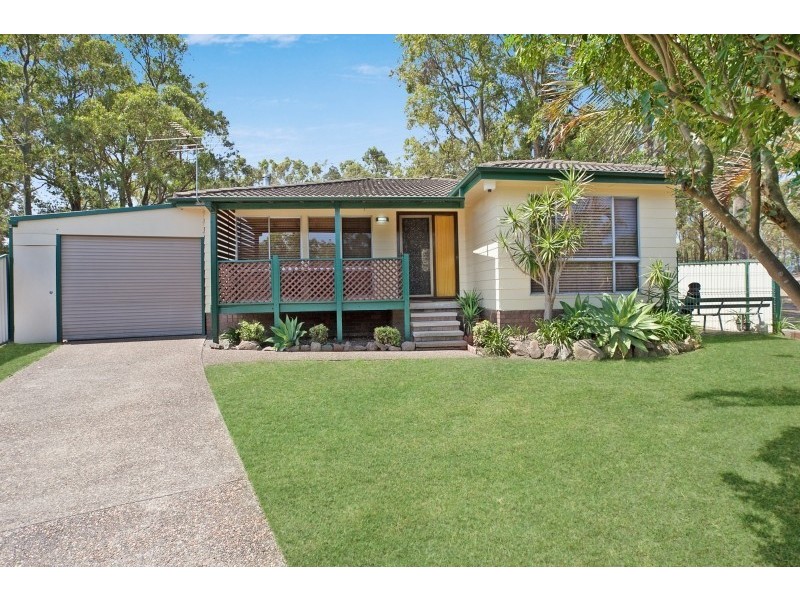 12 Hulot Close, Thornton NSW 2322