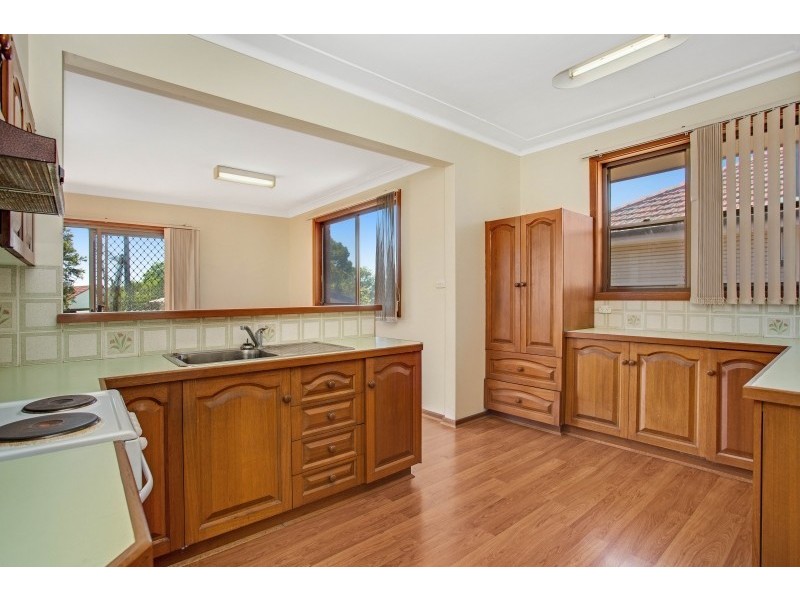 19 Weblands Street, Rutherford NSW 2320