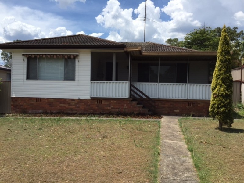 4 Burnham Close, Thornton NSW 2322
