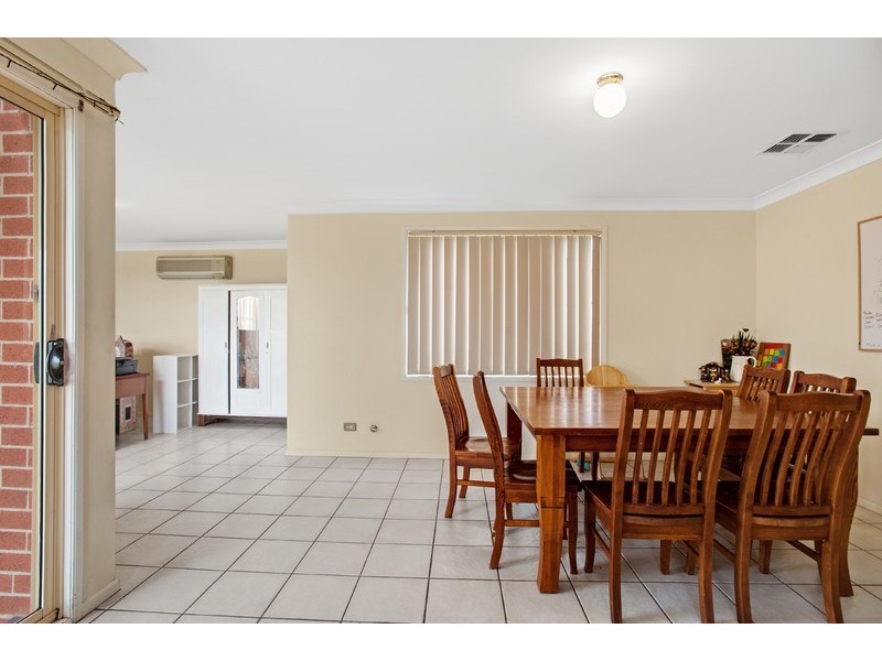 10 Laurel Close, Thornton NSW 2322