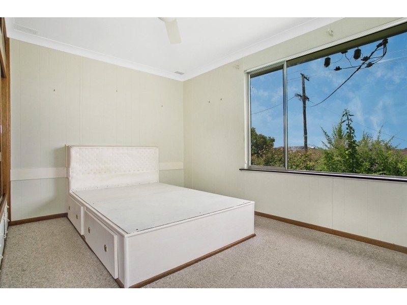 42 Redbill Drive, Woodberry NSW 2322