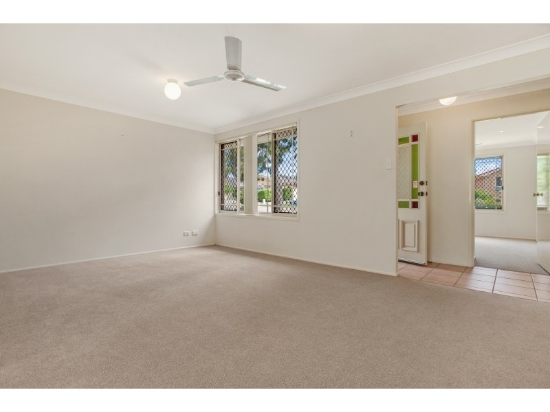 8 Brentwood Terrace, Thornton NSW 2322