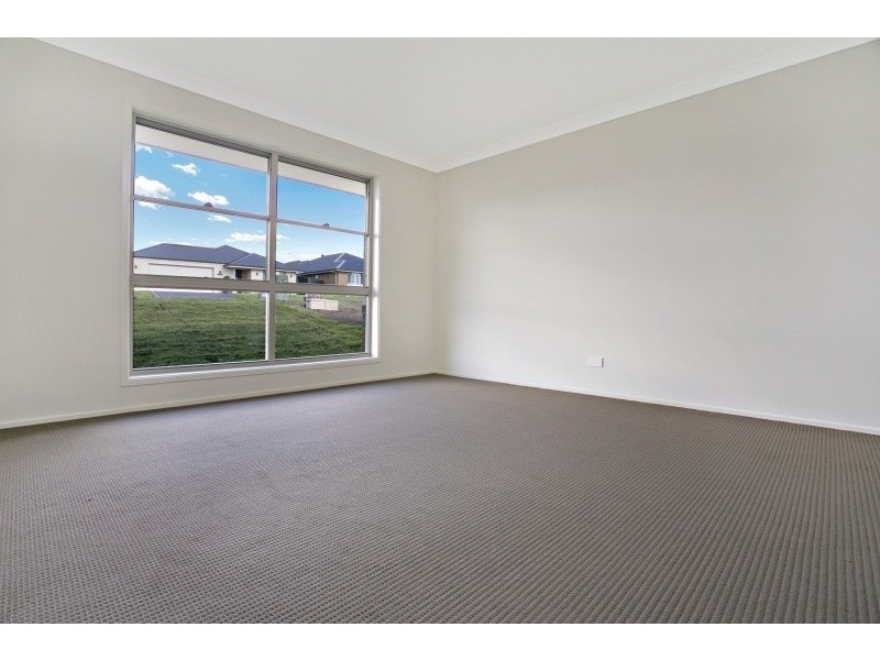2 Grasshawk Drive, Thornton NSW 2322