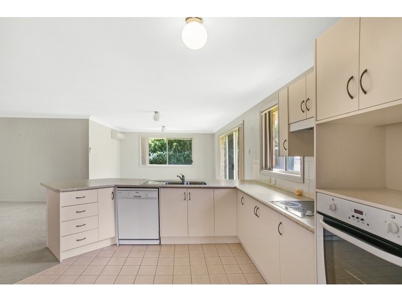 44 Canterbury Drive, Raworth NSW 2321