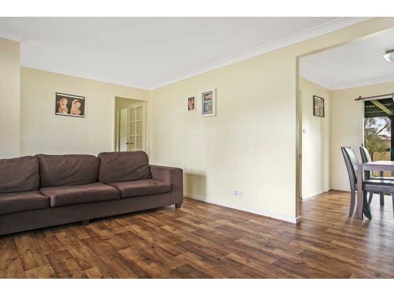 15 Young Close, Thornton NSW 2322