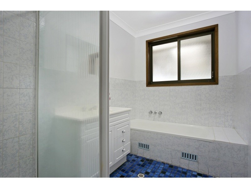 13 Houston Avenue, Tenambit NSW 2323