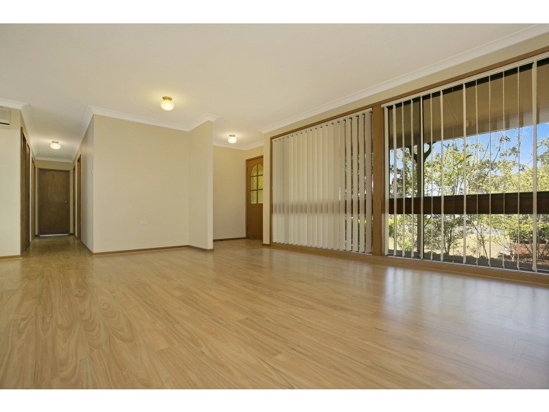 13 Houston Avenue, Tenambit NSW 2323