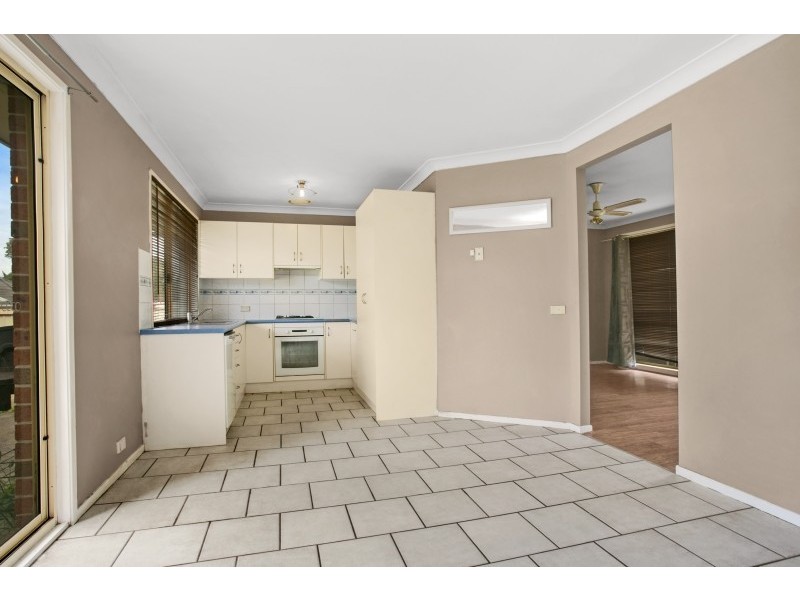 27 Schank Drive, Metford NSW 2323