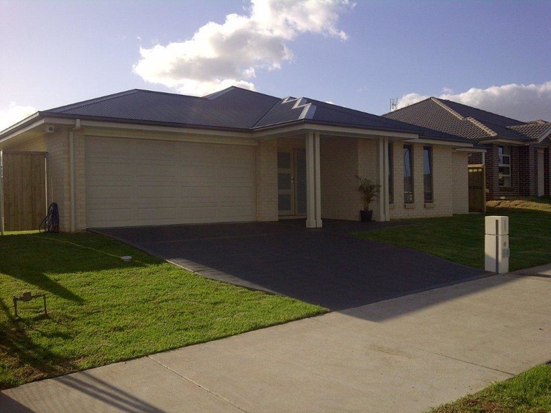 18 Oystercatcher Street, Aberglasslyn NSW 2320