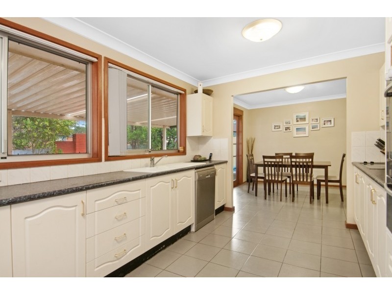 6 Pepler Place, Thornton NSW 2322