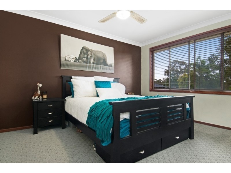 6 Pepler Place, Thornton NSW 2322