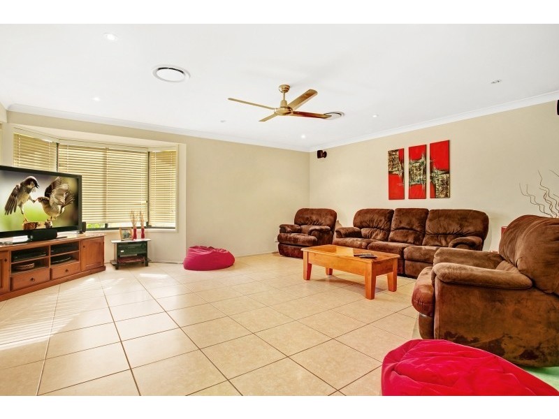 48 Hargreaves Circuit, Metford NSW 2323