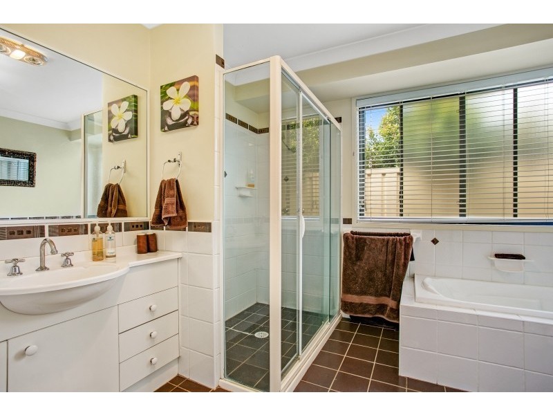 48 Hargreaves Circuit, Metford NSW 2323