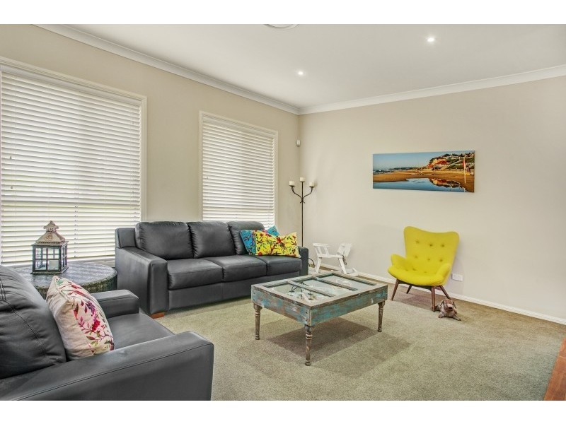 12 Cascade Close, Louth Park NSW 2320