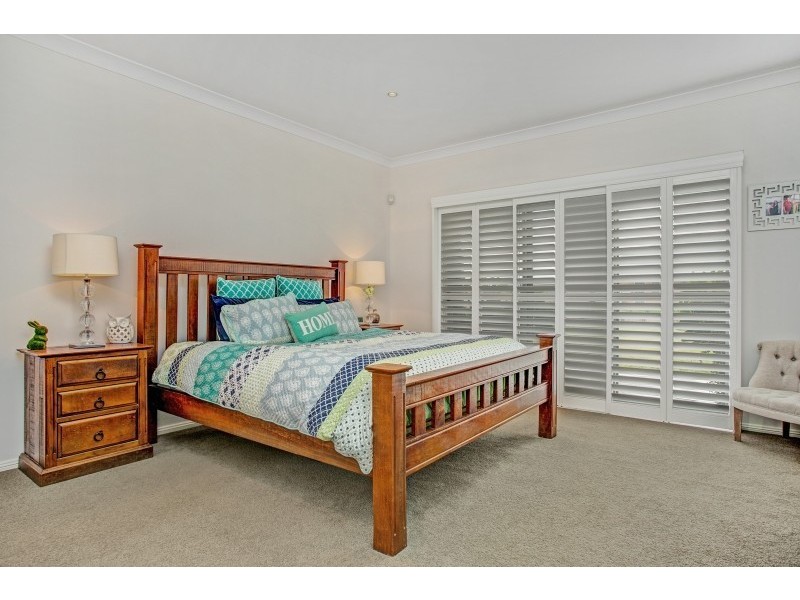 12 Cascade Close, Louth Park NSW 2320