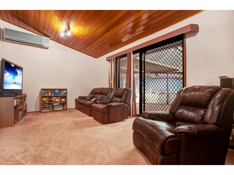 17 Holford Crescent, Thornton NSW 2322