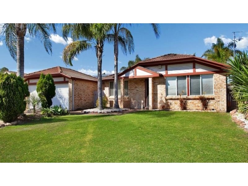 10 South Seas Drive, Ashtonfield NSW 2323