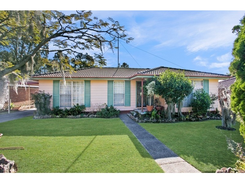 15 Evelyn Crescent, Thornton NSW 2322