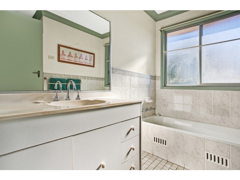 15 Evelyn Crescent, Thornton NSW 2322