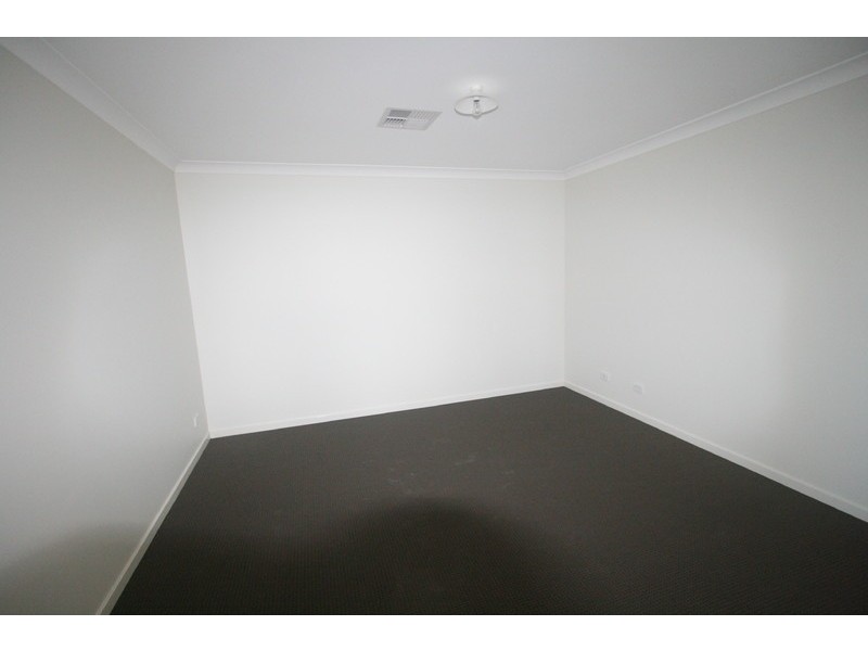 18 Mistfly Street, Chisholm NSW 2322