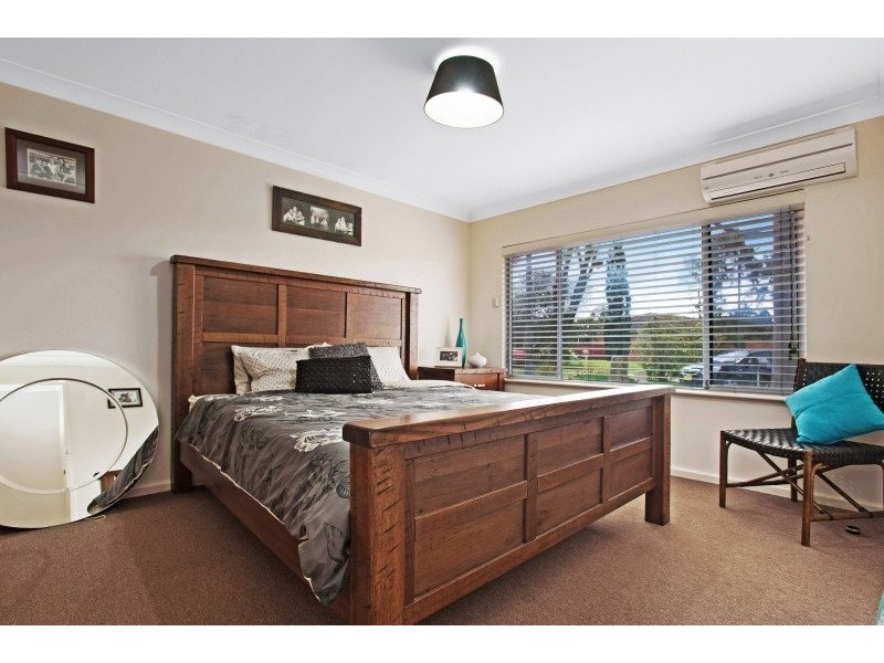 15 Young Close, Thornton NSW 2322