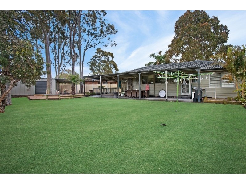 15 Young Close, Thornton NSW 2322