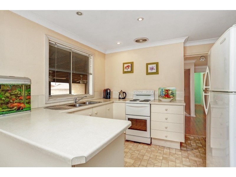 10 Barralier Avenue, Woodberry NSW 2322