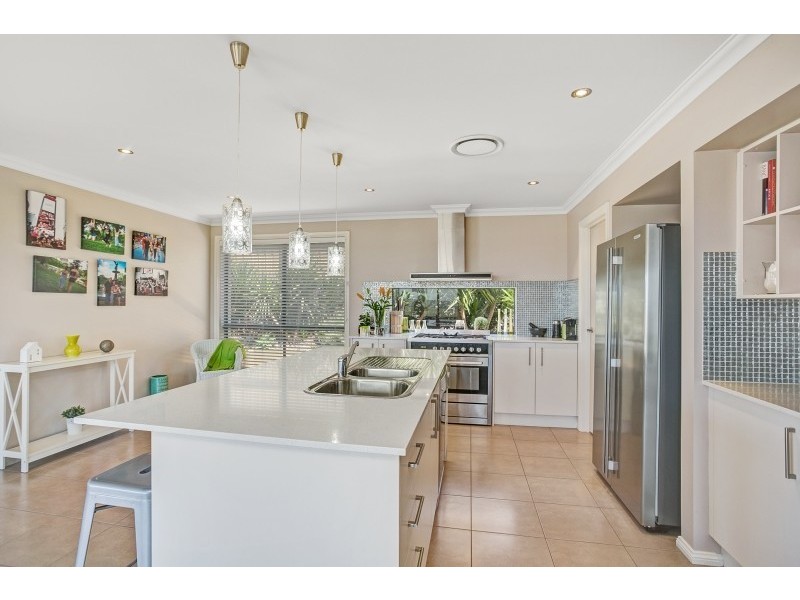 16 Darcys Circuit, Gillieston Heights NSW 2321