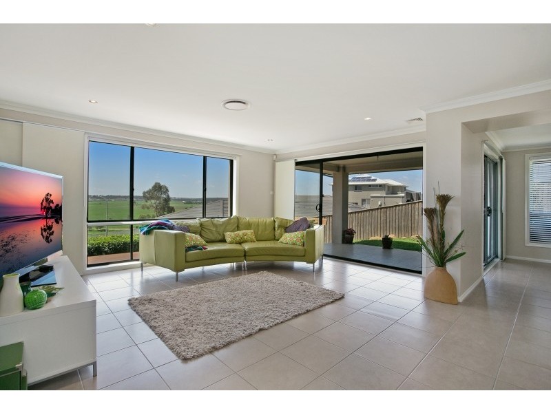 16 Darcys Circuit, Gillieston Heights NSW 2321