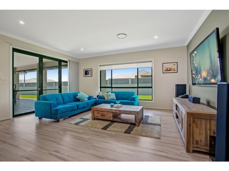 10 Arrowtail Street, Chisholm NSW 2322
