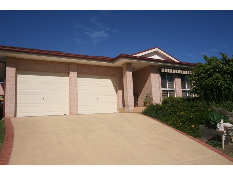 17 Maybush Avenue, Thornton NSW 2322