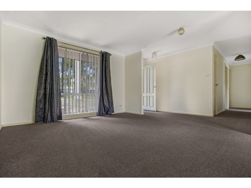 14 Buckingham Close, Thornton NSW 2322