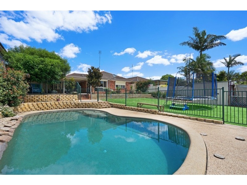 17 Avard Close, Thornton NSW 2322