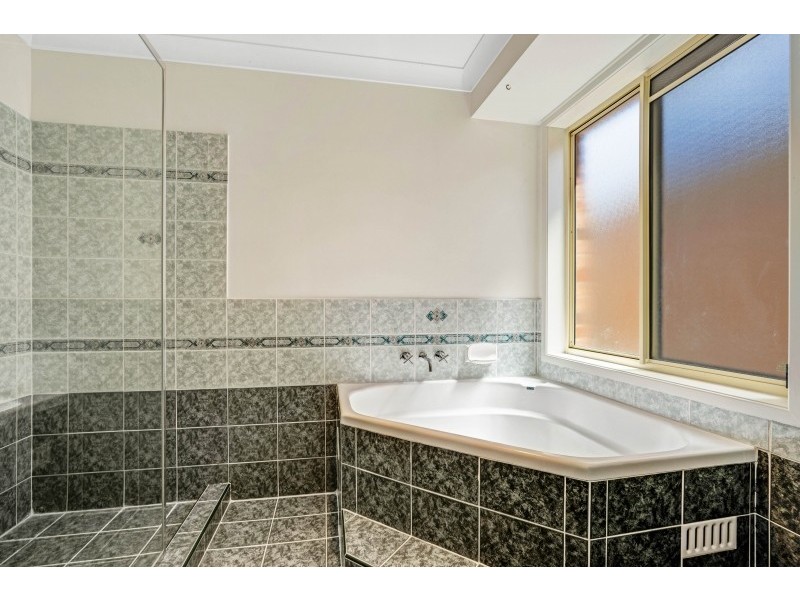 17 Avard Close, Thornton NSW 2322