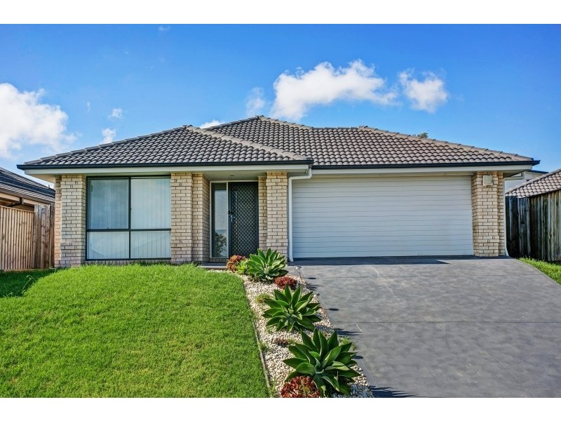 15 Grasshawk Drive, Chisholm NSW 2322