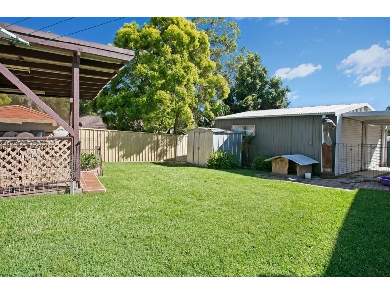 16 Bunbury Street, Thornton NSW 2322