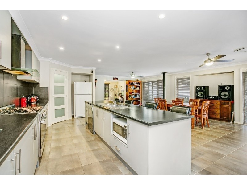 92 Lord Howe Drive, Ashtonfield NSW 2323